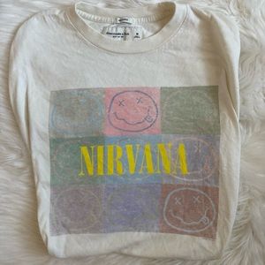 Nirvana Smile Graphic Tee💓